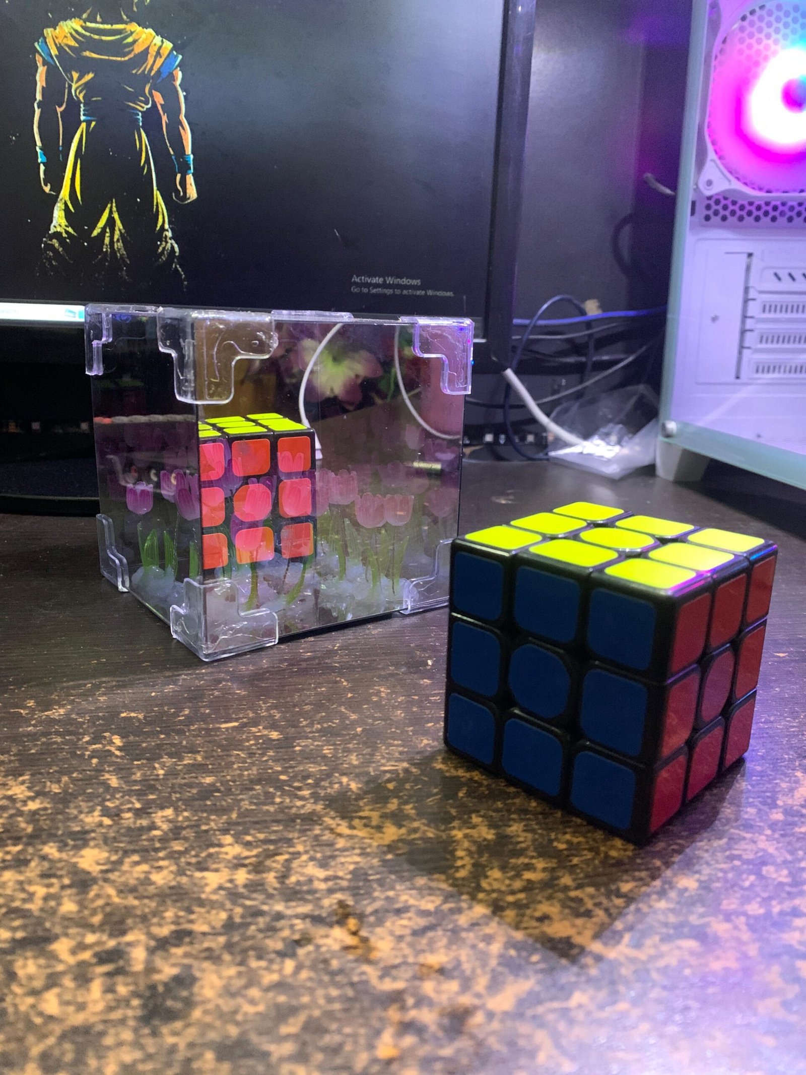 Tulip Cube Mirror Lamp | Complete Product - Image 8